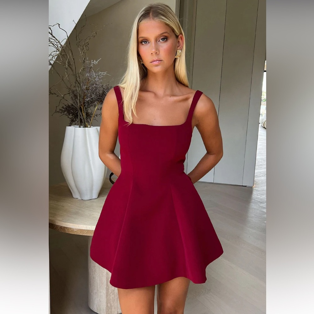 Chic Sleeveless Alice Burgundy Mini Dress